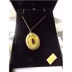 GOLD FILLED LOCKET WITH CHAIN