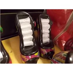 NEW CERAMIC SANDLE RING HOLDER - HOLDS 5 RINGS 2 PER LOT