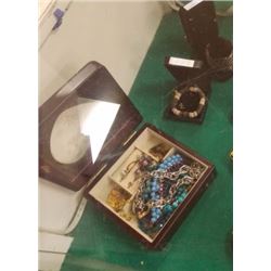 HEART SHAPED JEWELRY BOX & CONTENTS