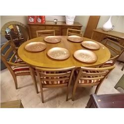 DINING TABLE - SOLID WOOD - 3 LEAFS - 6 CHAIRS
