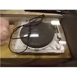 GRACE TURN TABLE RECORD PLAYER