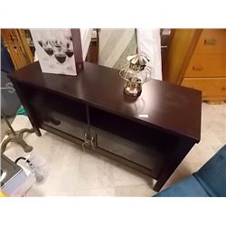 ESSPRESSO TV ENTERTAINMENT STAND FOR PLASMA TV - 47" X 24" H