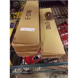 NEW EASLES - 3 TTL - COUNTER TOP