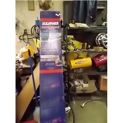 LUND WRAP-AROUND HOOD AND FENDER SHIELD - '84-97 FORD WINDSTAR