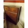 Image 1 : VINTAGE HIGH BOY DRESSER - 4 DRAWER