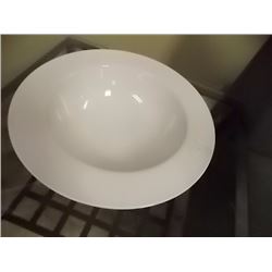 EXTRA LARGE WHITE SERVING BOWL