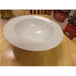 EXTRA LARGE WHITE SERVING BOWL