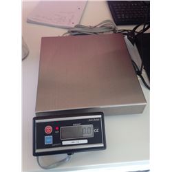 Avery Berkel Scale -