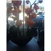 Image 1 : vase with orange flowers