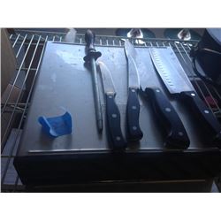 KNIVE HOLDER AND KNIVES