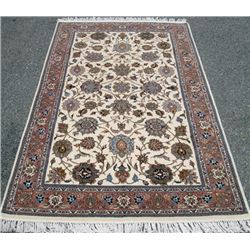 Lovely and Lustrous High quality Fine Handmade Persian Tabriz Rug