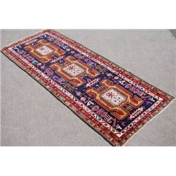 BEAUTIFUL HAND WOVEN DESIGN PERSIAN NAHAVAND RUNNER