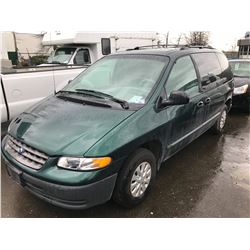 1998 PLYMOUTH VOYAGER, 4 DOOR PASS VAN, GREEN, VIN # 2P4FP2535WR504008