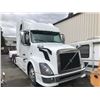 Image 1 : 2014 VOLVO HWY TRACTOR VIN 4V4NC9EH0EN171796
