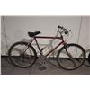 Image 2 : 2 BIKES: GREEN ARASHI MOUNTAIN BIKE & RED FREE SPIRIT MOUNTAIN BIKE