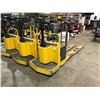 Image 2 : YALE MPE060LCN24T2796 6000LBS LONG FORK RIDE ON ELECTRIC PALLET MOVER