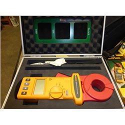 Fluke 1630 Earth Ground Clamp in carrying case