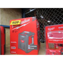 Milwaukee M18 Job Site Radio Charger 2792-20…new in box
