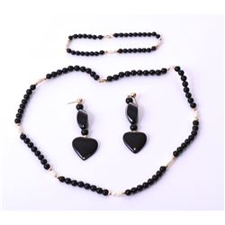 Black Onyx And Fresh Water Pearl Gold Necklac