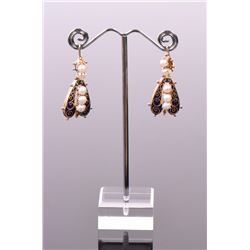 14k Gold And Pearl Earrings. Weight: 0.40oz G