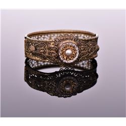 Victorian Renaissance Revival Filigree Gold T