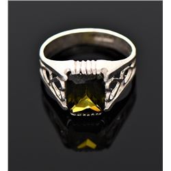 Vintage Peridot Sterling Silver Ring. Ring Si