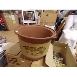 LARGE PLANT POT - as-is