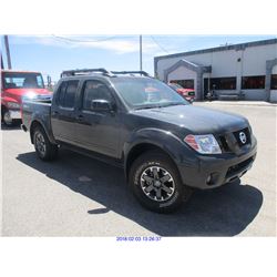 2015 - NISSAN FRONTIER // SALVAGE