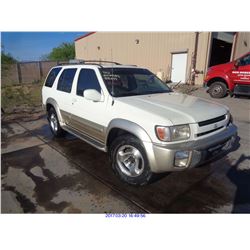 1999 - INFINITI QX4