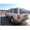 Image 3 : 1999 - INFINITI QX4