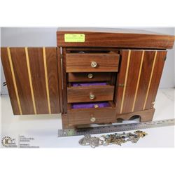 JEWELLERY BOX WITH CONTENTS