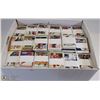 Image 1 : BANKERS BOX OF HOCKEY CARDS