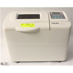 BLACK AND DECKER BREAD MAKER