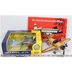 METAL PLANE W/MODERN JETS SEALED &
