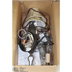 PAIR OF WALL HANGING BEDROOM LIGHT/BRONZE METAL