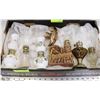 Image 1 : FLAT OF MINIATURE VINTAGE OIL LAMPS