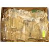 Image 1 : FLAT OF VINTAGE MILK BOTTLES