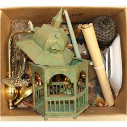 ESTATE BOX INCL BUDDHA ORNAMENT, LAMP SHADES,