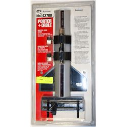 PORTER CABLE ROUTER EDGE GUIDE