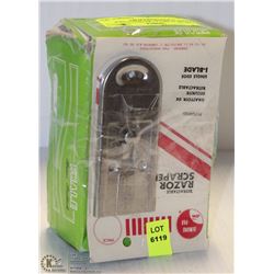 LOT OF 15 METAL RETRACTABLE PAINT SCRAPERS/RAZORS