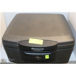 MEDIUM SENTRY SAFE