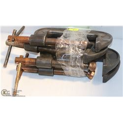 LOT OF 4 SMALL C CLAMPS