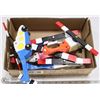 Image 1 : FLAT OF HANDMADE WOODEN HELICOPTERS