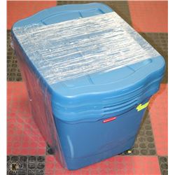 BUNDLE OF 4 BLUE RUBBERMAID STORAGE