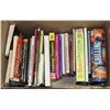 Image 1 : BOX W/OVER 25 COOKBOOKS INCL.