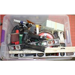BOX OF TOOLS ON CHOICE
