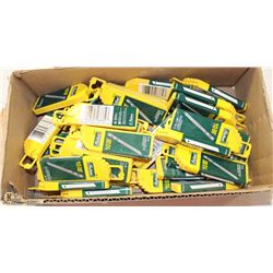 LOT OF APROX 200 RICHARD REPLACEMENT BLADES FOR