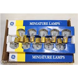 SMALL GE 199 LIGHT BULBS