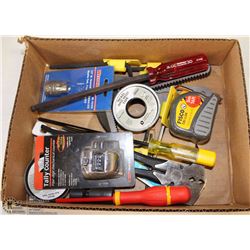 FLAT OF ASST HAND TOOLS