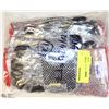 Image 1 : 12 PAIRS OF SMALL ULTRA GRIP GLOVES